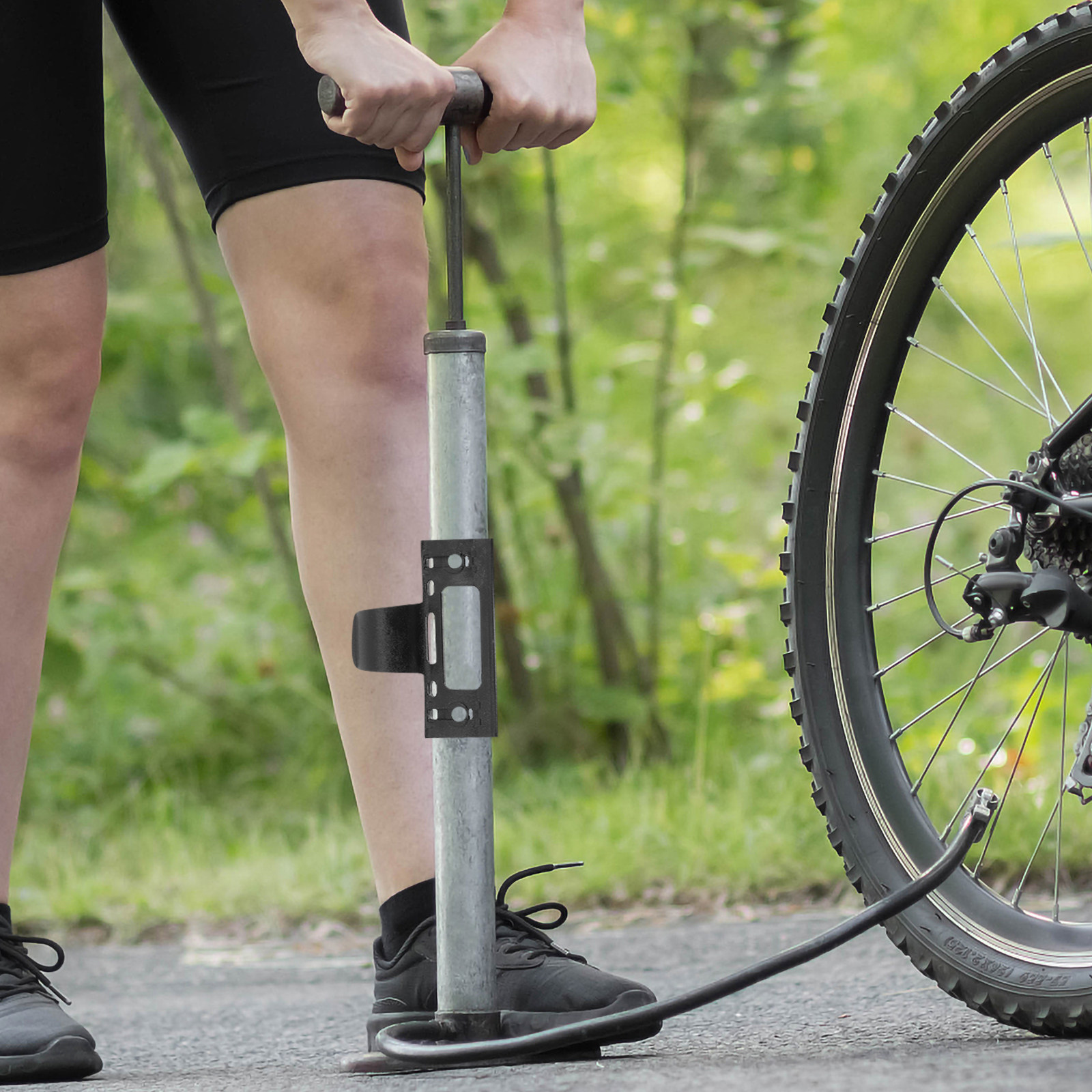 Bike Pump Frame Mount - قطعتان من مشابك مضخة الدراجة المحمولة،